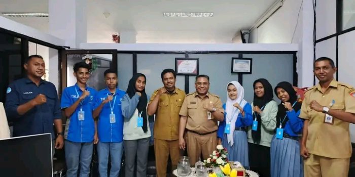 Lekransy : Dinas Kominfo Pemkot Ambon Terima Siswa PKL