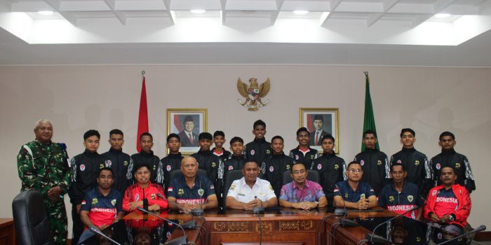 WAGUB SAMBUT KEDATANGAN TIM NASIONAL PELAJAR GARUDA MUDA INDONESIA USIA 14 DAN 18 TAHUN