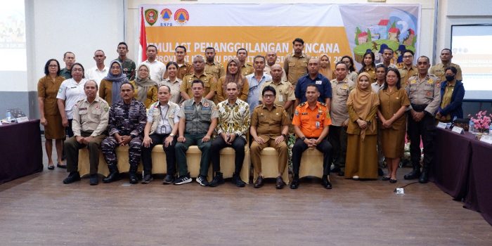 KEGIATAN SIMULASI PENANGGULANGAN BENCANA RESMI DIBUKA SEKDA MALUKU