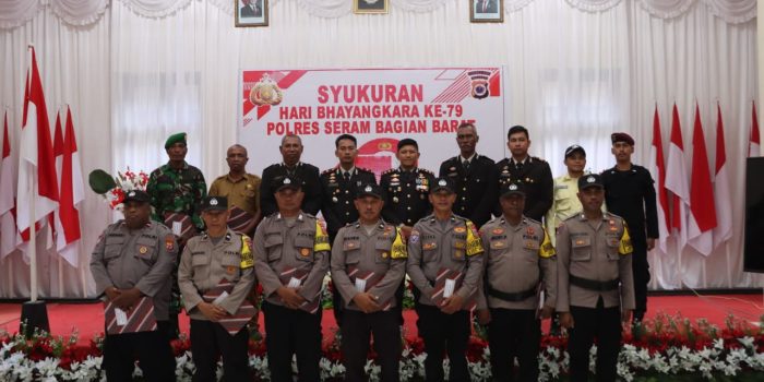 Bangun Jembatan Darurat Untuk Warga, Aipda Safrijal Dapat Penghargaan