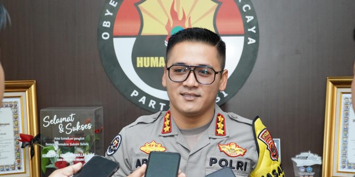 Longboat Yang Ditumpangi Mahasiswa KKN UGM Terbalik di Malra, Satu Hilang, Satu Meninggal