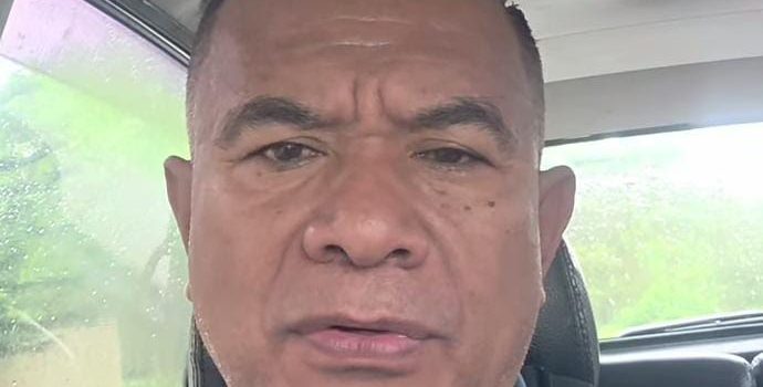 Anggota DPRD Provinsi Maluku Anos Yeremias Menginformasikan Jadwal Kapal KM Sabuk Nusantara 87