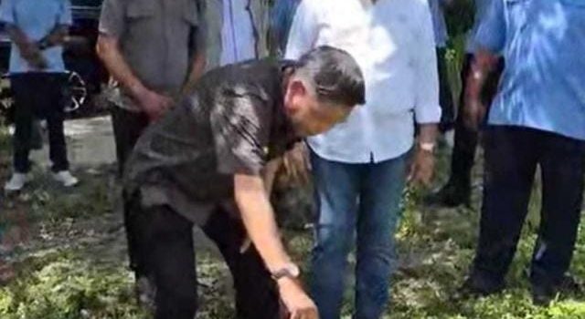 Walikota Ambon Bodewin Wattimena Meresmikan Air Bersih Di Negeri Passo
