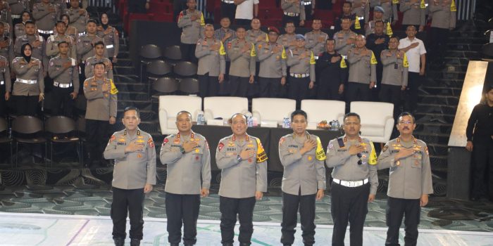 Wakapolri Ingatkan Personel Ditlantas Polda Metro Jaya Jaga Profesionalisme di Pengamanan HUT RI ke-80*