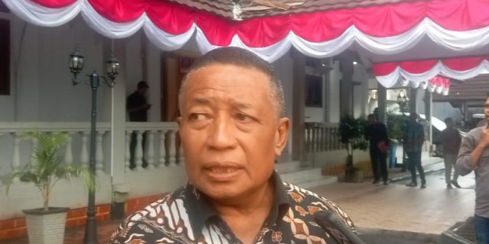 Pemerintah Kota Ambon Melalui Tim Terpadu Menarik Pos Pengawasan Di Pasar Mardika