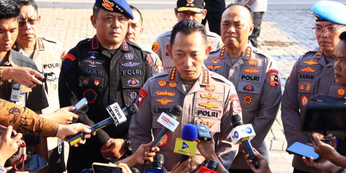 Presiden Kunjungi Polisi Korban Kerusuhan, Polri Janji Pulihkan Keamanan dan Tangkap Pelaku