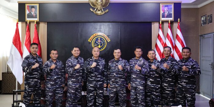 PERKUAT KEDAULATAN MARITIM, DANKODAERAL IX AMBON TERIMA _COURTESY CALL_ DANGUSPURLA KOARMADA III