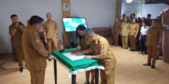 Pemerintah Kota Ambon Bekerja Sama Dengan Sejumlah Rumah Sakit Di Kota Ambon Memperkuat Layan Darurat Call Center 112