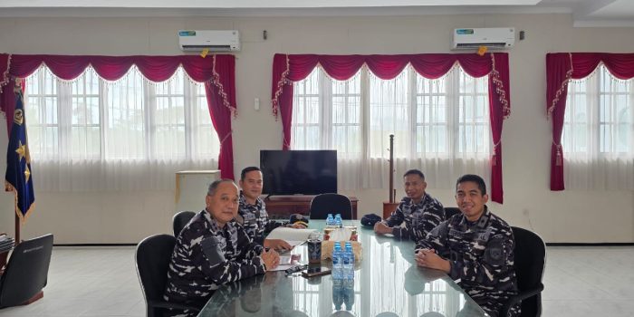 DANKODAERAL IX AMBON TERIMA _COURTESY CALL_ DANGUSKAMLA KOARMADA III DI MAKO KODAERAL IX AMBON