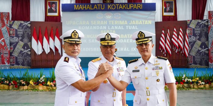 Dankodaeral IX Pimpin Upacara Sertijab Danlanal Tual, Pengukuhan Jabatan Kapok Sahli Dan Kadisbek Kodaeral IX Ambon