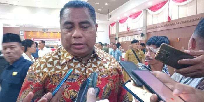DPRD Provinsi Maluku Secara Resmi Menutup Rangkaian Masa Sidang Ketiga Tahun 2025 dan Membuka Masa Sidang I Tahun Sidang 2025–2026.