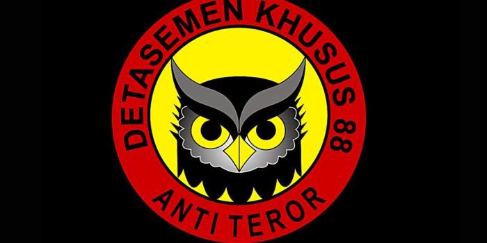 Densus 88 Amankan Empat Terduga Teroris Pendukung ISIS di Sumatera Barat dan Sumatera Utara*