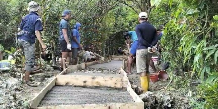 Aksesibilitas Terwujud: Warga Dusun Batu Tagepe Sambut Gembira Jalan Tangga Setapak Tembus ke Jalan Provinsi Lewat TMMD