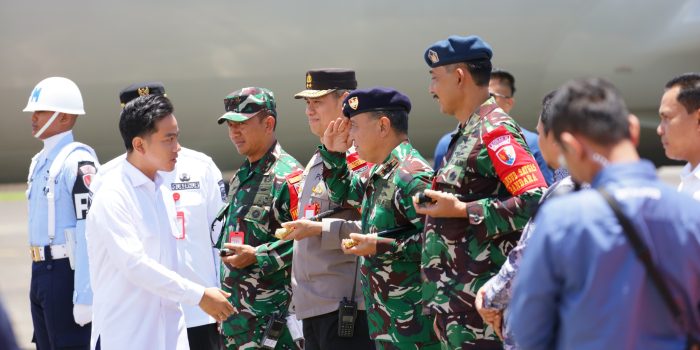 DANKODAERAL IX BERSAMA FORKOPIMDA SAMBUT KEDATANGAN WAKIL PRESIDEN KUNKER DI MALUKU