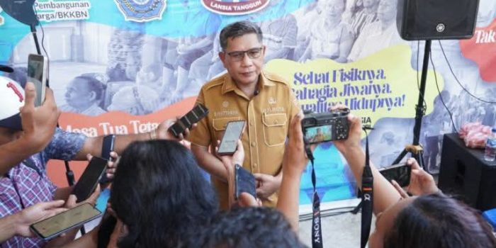 Wali Kota Ambon Larang ASN Live Streaming Saat Jam Kerja Demi Jaga Profesionalisme