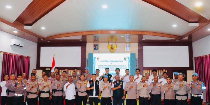 Polda Maluku Perkuat Etika dan Integritas Personel, Sosialisasikan Perpol Nomor 7 Tahun 2022 di Polres Tual