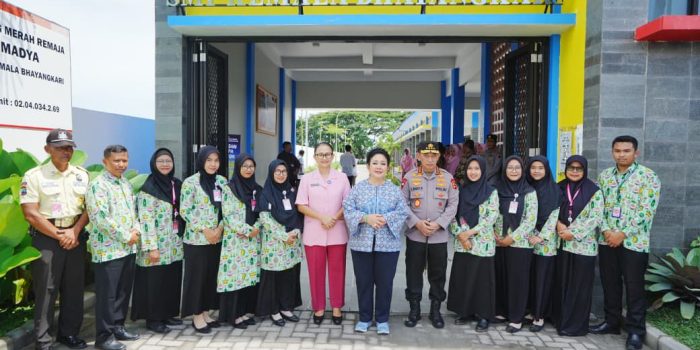 Ketua Komisi IV DPR Puji Inisiatif Kapolri Bangun SMP Kemala Bhayangkari di Karanganyar