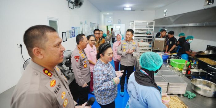 Titiek Soeharto Salut SPPG Polri Higienis, Bisa Jadi Contoh SPPG Se-Indonesia