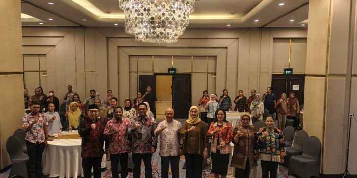 Salampessy Wakili Gubernur buka Kegiatan Pendampingan Implementasi Kebijakan Pelayanan Publik
