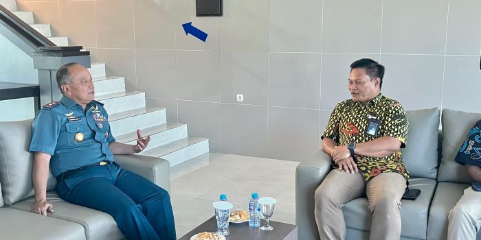 DANKODAERAL IX TERIMA _COURTESY CALL_ (CC) KEPALA KANTOR CABANG PELNI AMBON*