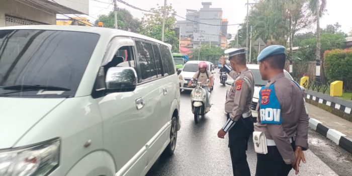 Puluhan Kendaraan Melanggar Aturan Lalulintas, Satgas Ops Zebra Salawaku Polda Maluku Berikan Teguran