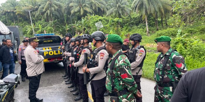 Wakapolres Pimpin Pengamanan Eksekusi Lahan Inkrah, Tanimbar Tetap Aman dan Terkendali