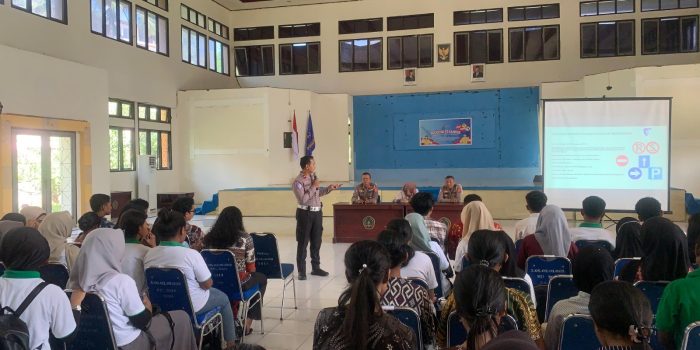 Satgas Operasi Zebra Salawaku 2025 Sambangi Politeknik Ambon: Mahasiswa Diajak Jadi Pengendara Cerdas
