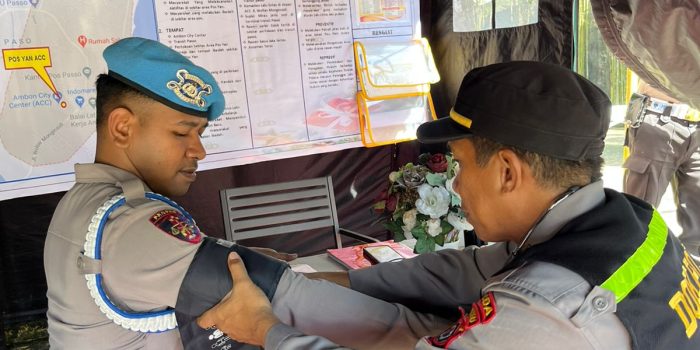 Satgas Banops Dokkes Polda Maluku Pastikan Kesehatan Personel dan Masyarakat Selama Ops Lilin Salawaku 2025