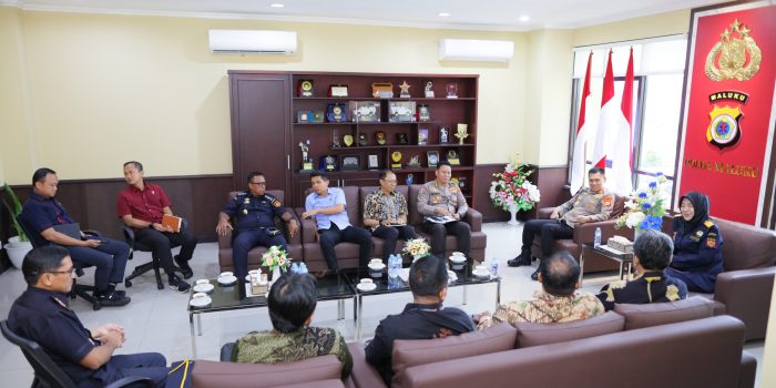 Kapolda Terima Kunjungan Silaturahmi dari Kanwil Bea Cukai dan Perbendaharaan Maluku, Perkuat Sinergi Penegakan Hukum