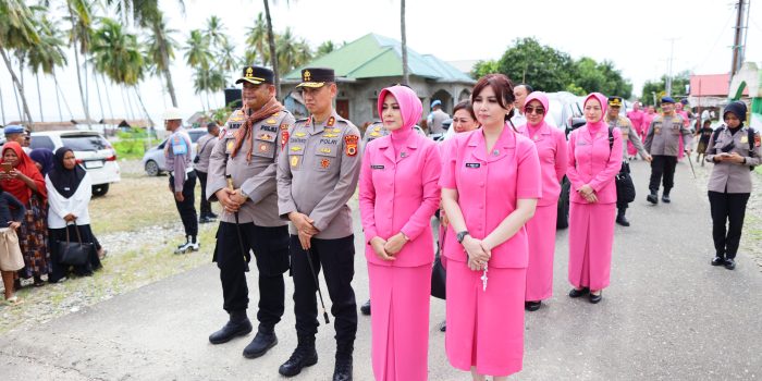 Kapolda Tinjau Bakti Kesehatan di Desa Wali, Wujud Kepedulian Polri