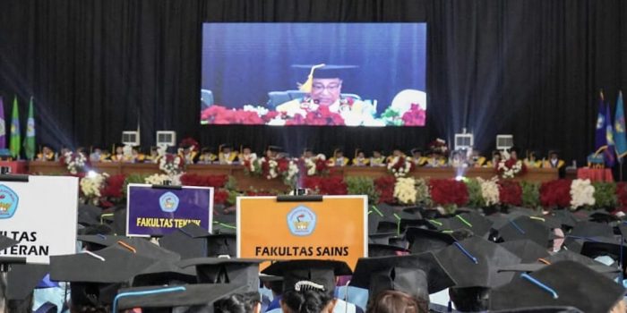 Sahli D Jemen Poksahli Kodaeral lX Hadiri Wisuda 1.340 lulusan Universitas Pattimura