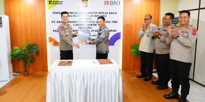 Dukung Pelayanan Publik Polri Presisi, BNI Serahkan Kendaraan Operasional ke Polda Maluku