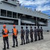 KRI Teluk Lada-521 Kembali Bertolak dari Dermaga Ksatriaan Tawiri Kodaeral IX