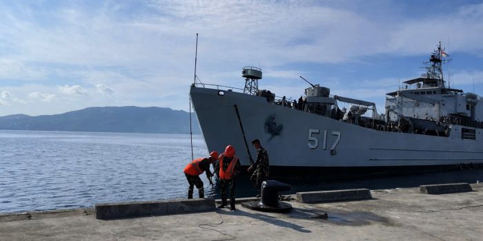 Perkuat Operasi Wilayah Timur, Dua Kapal Perang TNI AL Sandar di Dermaga Kesatriaan Tawiri Kodaeral IX