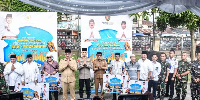 Sahli E Bidang Teklog Poksahli Kodaeral lX Saksikan Pemprov Maluku Salurkan 126 Hewan Kurban