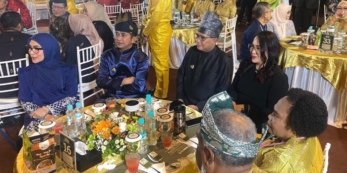 Wali Kota Ambon dan Ketua TP PKK Hadiri Gala Dinner APEKSI 2026, Perkuat Sinergi Antar Pemerintah Kota
