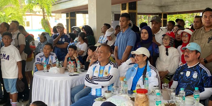 Kadispers Lanud Pattimura Hadiri Nobar Piala Dunia Bersama Gubernur Maluku