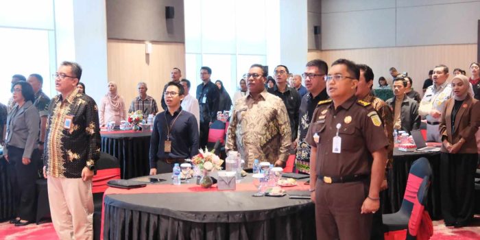RAPAT KOORDINASI DAERAH DAN RAPAT PLENO TIM PERCEPATAN AKSES KEUANGAN DAERAH (TPAKD) SE-PROVINSI MALUKU