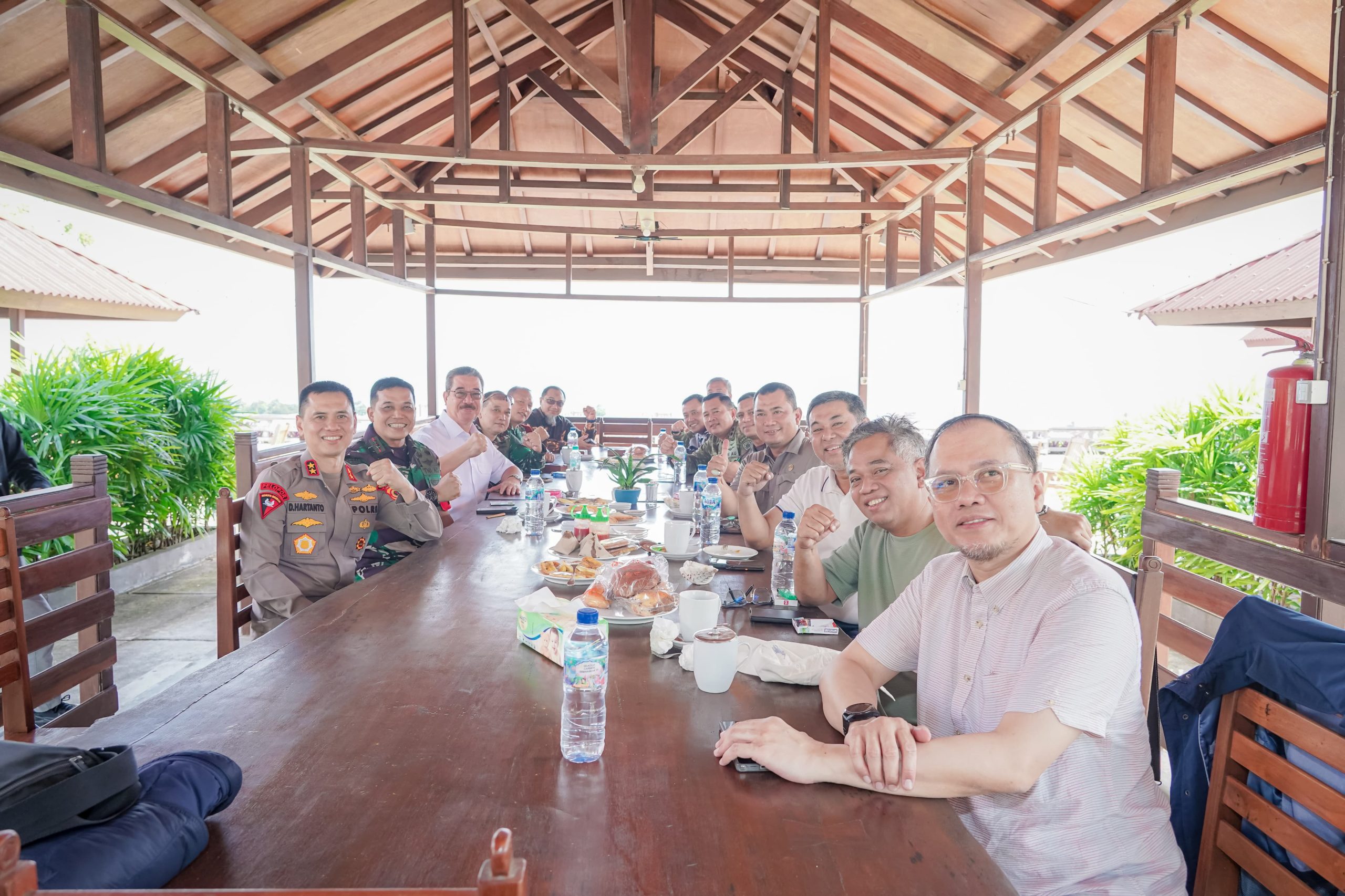 Kapolda Maluku dan Forkopimda Finalisasi Pengamanan Kunjungan Presiden, Groundbreaking Blok Masela Siap Catat Sejarah Baru Energi Indonesia