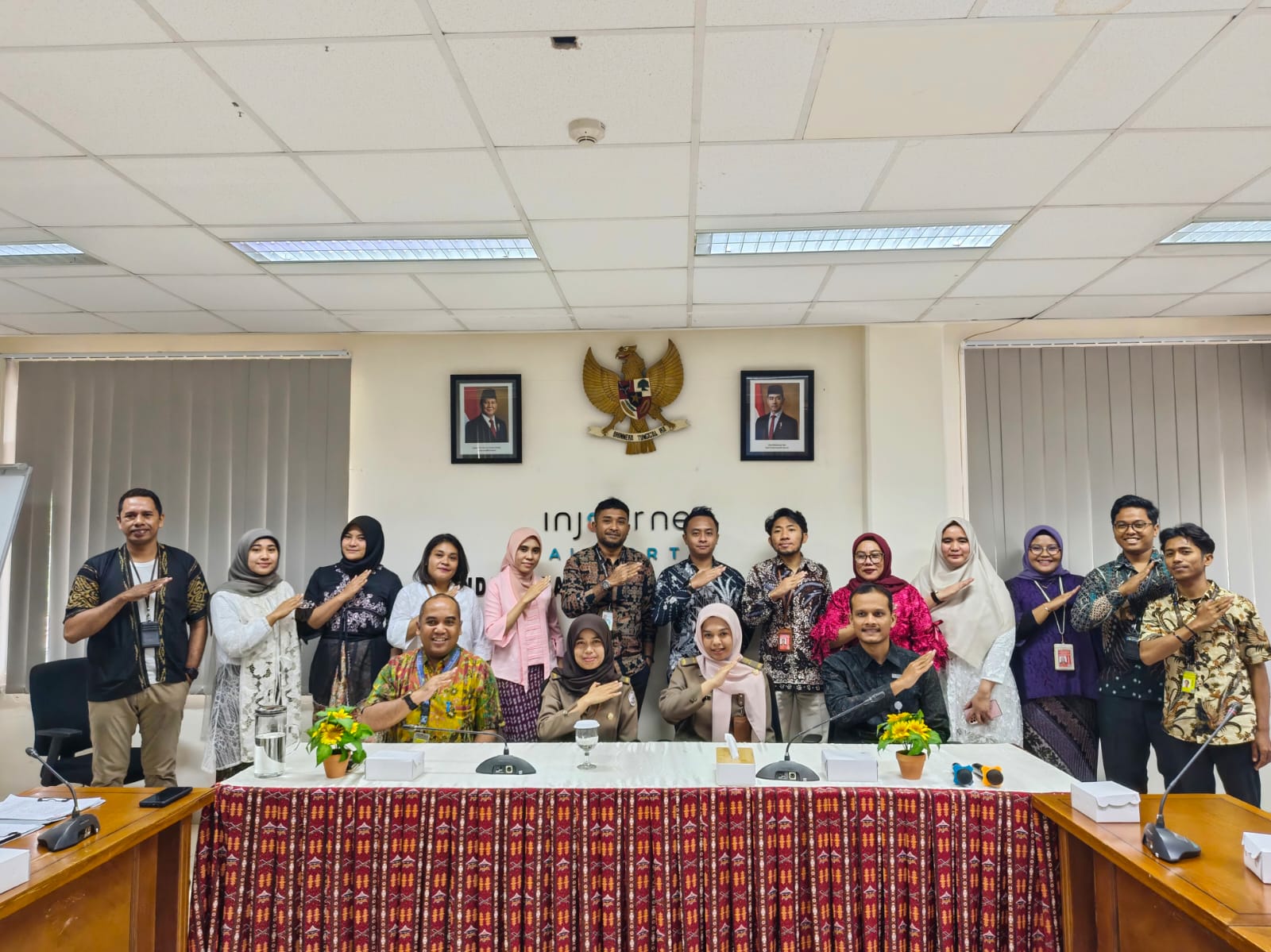 BANDARA PATTIMURA DAN YBKN: SINERGI PENINGKATAN K3 MELALUI KNOWLEDGE SHARING P3K DAN EDUKASI PENCEGAHAN TUMOR DAN KANKER