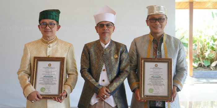 Berperan Besar dalam Manajemen ASN, Kepala BKN RI Dianugerahi Gelar Kehormatan Adat dari Kesultanan Ternate