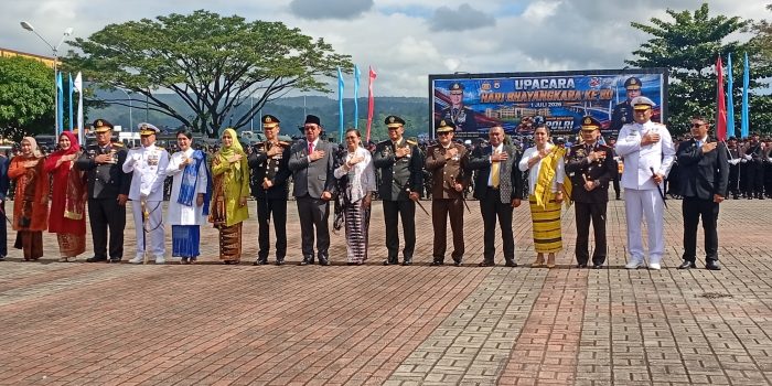 Dankodaeral IX Hadiri Upacara dan Syukuran Hari Bhayangkara Ke-80 di Polda Maluku